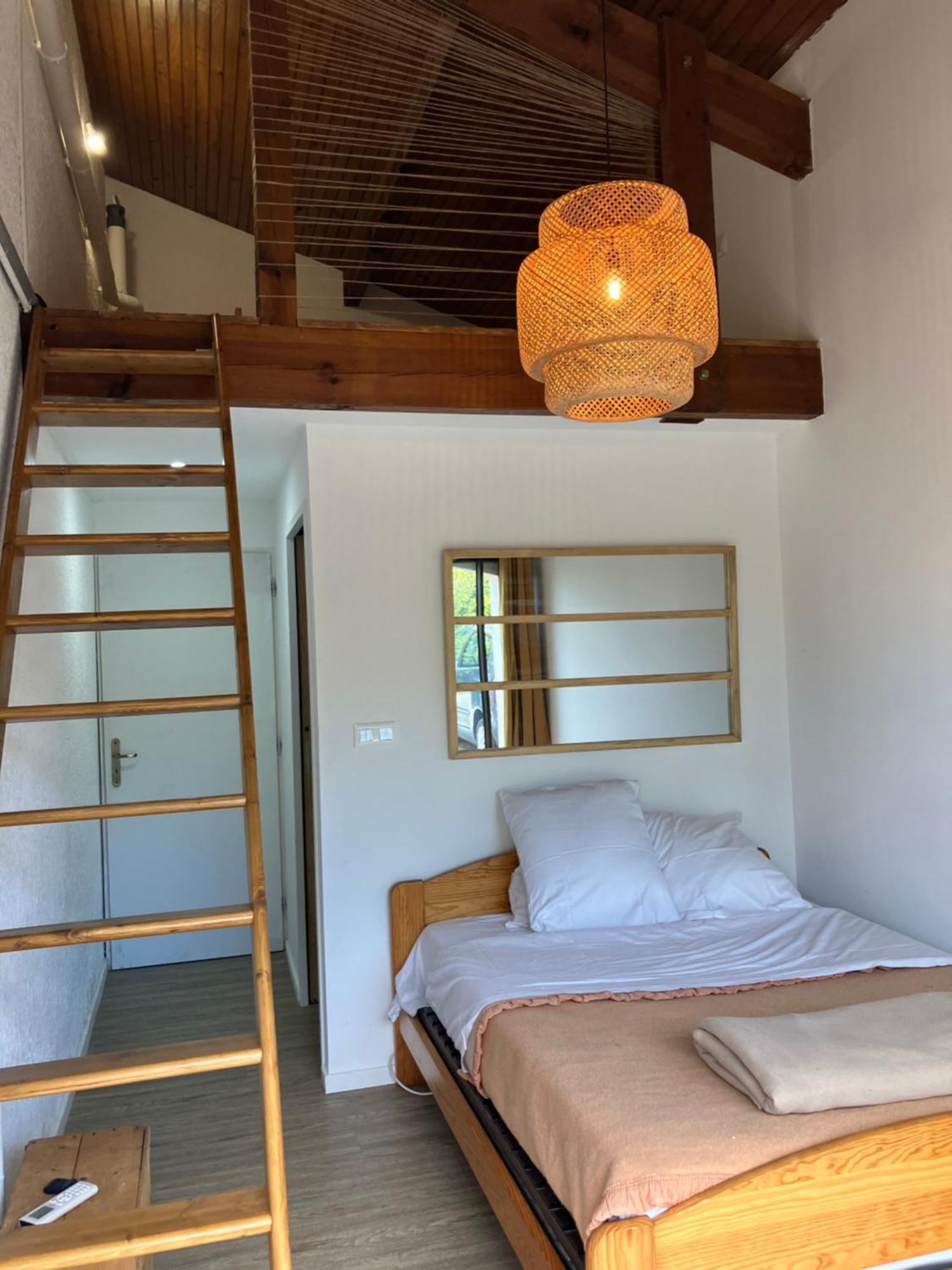 Chambre Et Sdb Avec Entree Privative Soustons Exterior photo