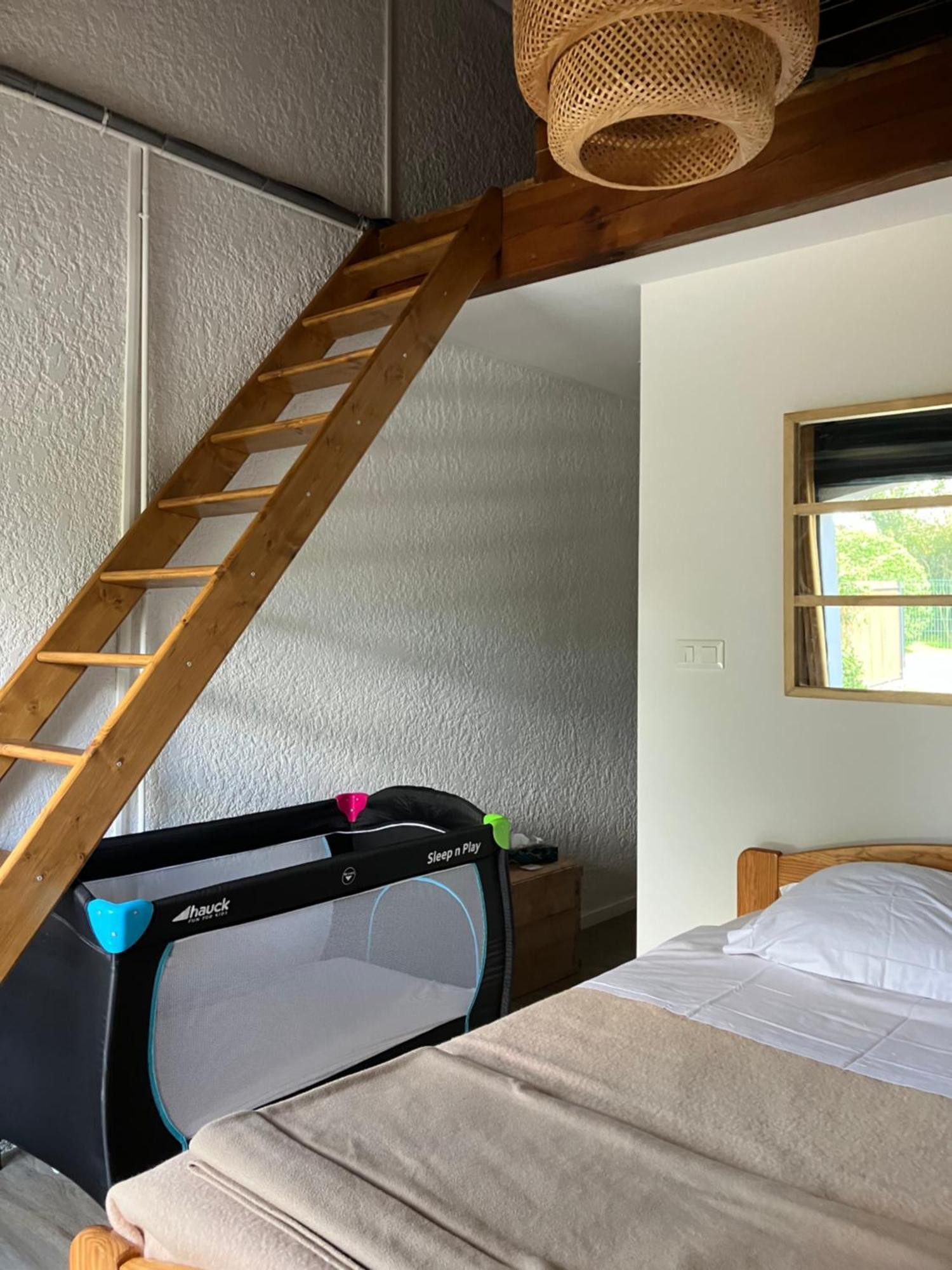 Chambre Et Sdb Avec Entree Privative Soustons Exterior photo